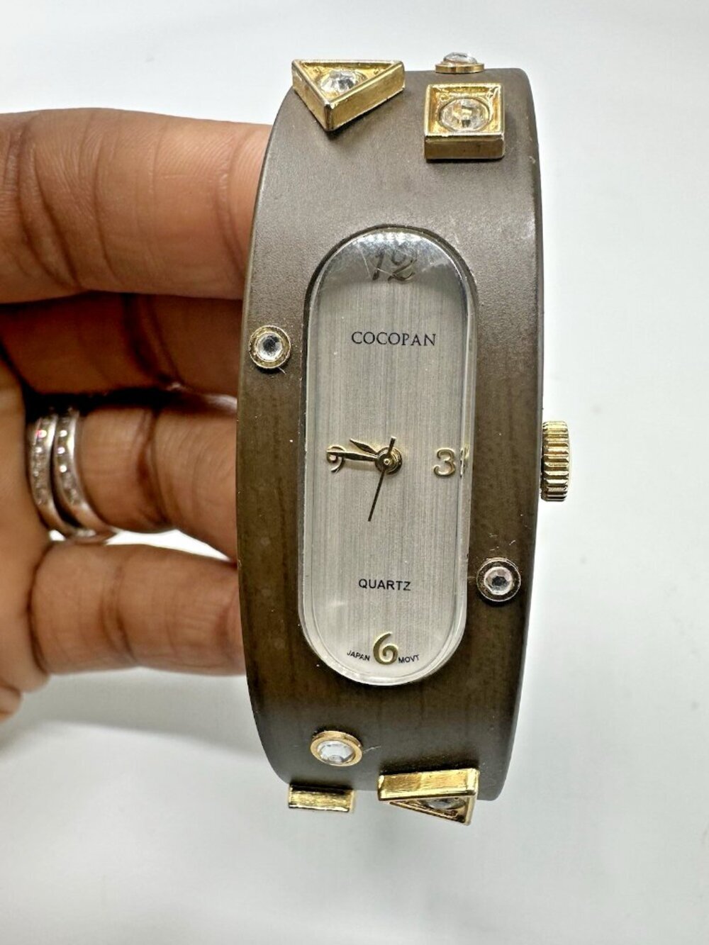 Cocopan Wooden Watch Women Brown Studded Cuff Band New Battery 7 Inch
